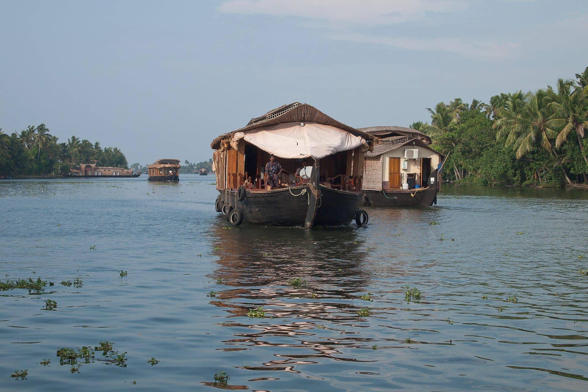 Kerala Hills & Backwaters