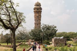 Chittorgarh-Vijay Stambha-01-20131014